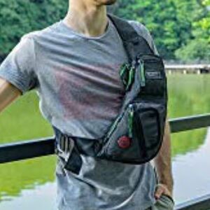 NICGID PERFORMANCE Stylish Black and Green Men's Belt Bag